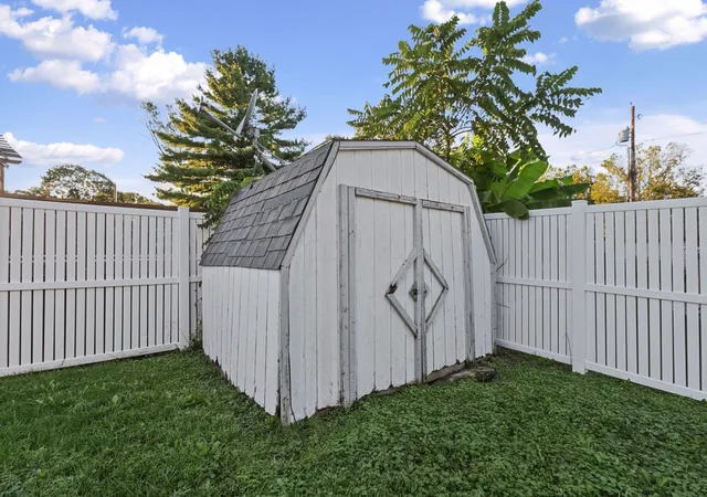 Photo 54 of Single family home for sale at 2050 Willow Run Rd, Grove City, OH 43123 | MLS# 226036594 | Listing updated on 2026-10-06