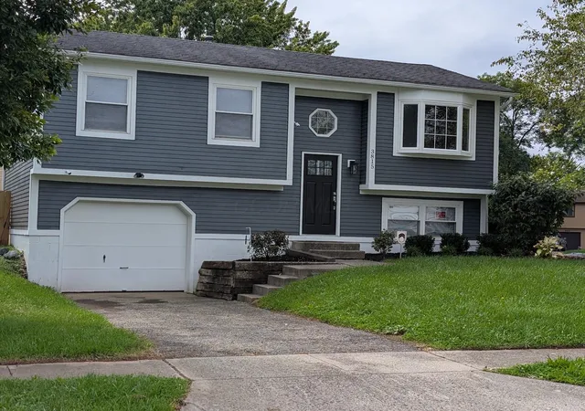Photo 1 of Single family home for sale at 3815 Petzinger Rd, Columbus, OH 43232 | MLS# 226036346 | Listing updated on 2026-10-02