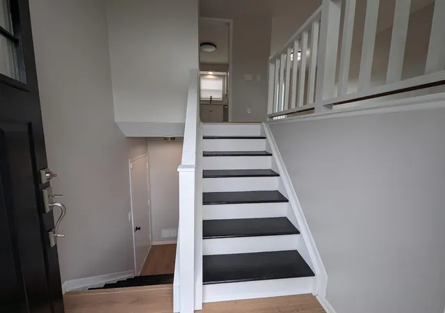 Photo 3 of Single family home for sale at 3815 Petzinger Rd, Columbus, OH 43232 | MLS# 226036346 | Listing updated on 2026-10-02