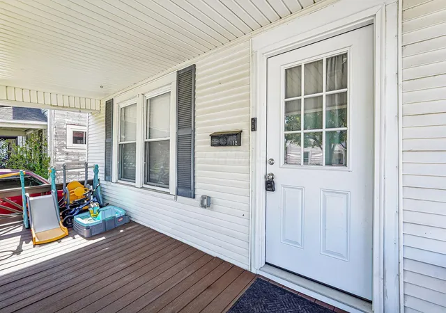 Photo 3 of Single family home for sale at 112 E Spring Ave, Bellefontaine, OH 43311 | MLS# 226036400 | Listing updated on 2026-09-24