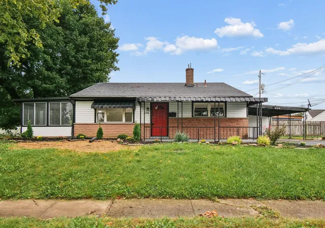 Single family home for sale at 606 Scriven Ave, Columbus, OH 43228 | MLS# 226036395