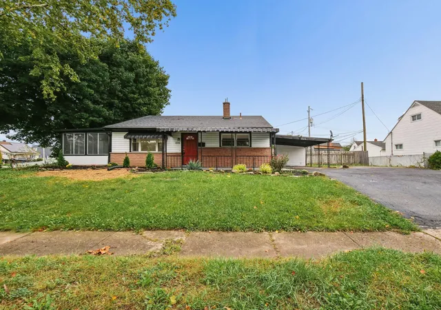 Photo 1 of Single family home for sale at 606 Scriven Ave, Columbus, OH 43228 | MLS# 226036395 | Listing updated on 2026-10-07