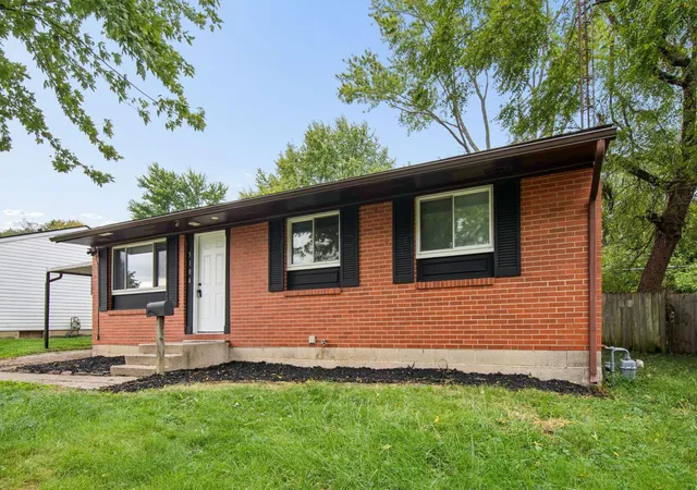 Photo 2 of Single family home for sale at 5104 Benham Dr, Columbus, OH 43232 | MLS# 226036578 | Listing updated on 2026-09-25