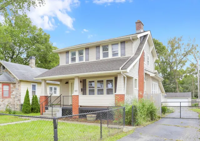 Photo 3 of Single family home for sale at 1615 Garling Ave, Columbus, OH 43223 | MLS# 226036372 | Listing updated on 2026-10-04