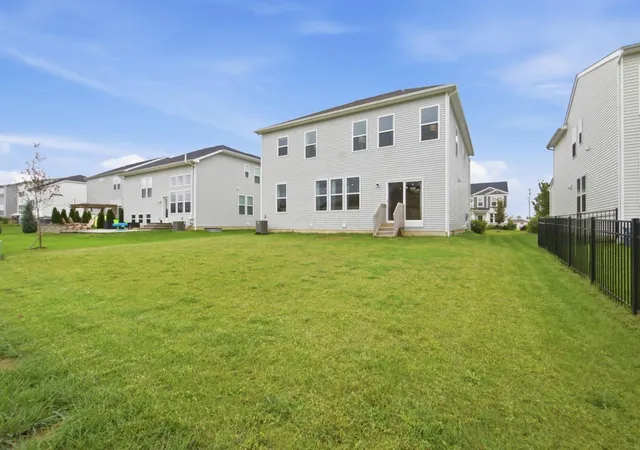 Photo 20 of Single family home for sale at 944 Ml Stone Dr, Sunbury, OH 43074 | MLS# 226036437 | Listing updated on 2026-10-09