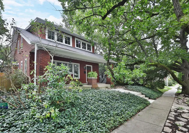 Photo 2 of Single family home for sale at 223 E Tulane Rd, Columbus, OH 43202 | MLS# 226036447 | Listing updated on 2026-10-05