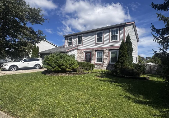 Photo 1 of Single family home for sale at 7608 Cypress Point Dr, Pickerington, OH 43147 | MLS# 226036534 | Listing updated on 2026-10-01