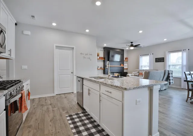 Photo 4 of Single family home for sale at 466 Park Vista Dr, Delaware, OH 43015 | MLS# 226036647 | Listing updated on 2026-10-05