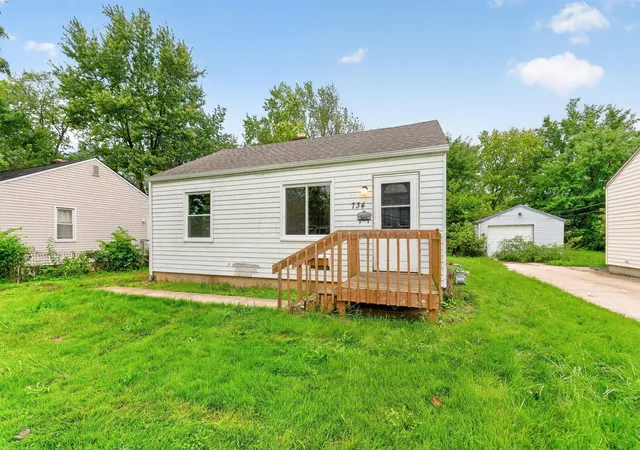 Photo 1 of Single family home for sale at 734 Arlington Ave, Columbus, OH 43211 | MLS# 226036510 | Listing updated on 2026-10-05