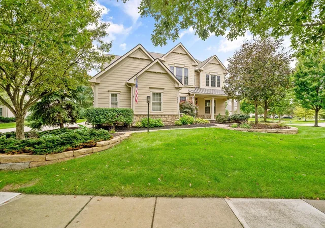 Photo 2 of Single family home for sale at 5985 Trafalgar Ct, Dublin, OH 43016 | MLS# 226036563 | Listing updated on 2026-09-28