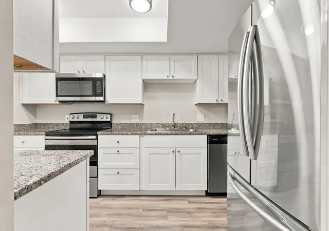 Photo 4 of Condo for sale at 5098 Strawpocket Ln #3, Westerville, OH 43081 | MLS# 226036469 | Listing updated on 2026-10-09