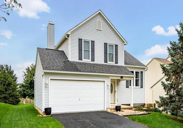 Photo 1 of Single family home for sale at 1142 Green Meadow Ave, Lancaster, OH 43130 | MLS# 226036479 | Listing updated on 2026-09-27