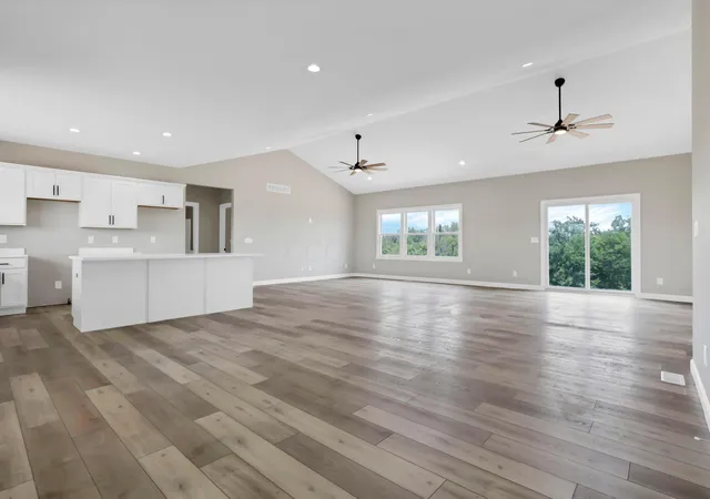 Photo 3 of Single family home for sale at 600 Trapp Ln, Hopewell, OH 43746 | MLS# 226036554 | Listing updated on 2026-10-07