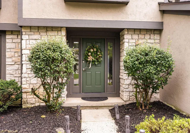 Photo 2 of Single family home for sale at 4161 Maystar Way, Hilliard, OH 43026 | MLS# 226036572 | Listing updated on 2026-10-02