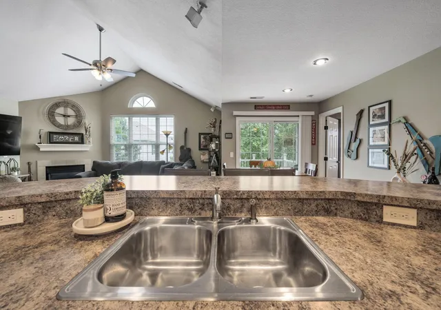 Photo 4 of Condo for sale at 5656 Tuttle Mews Way, Dublin, OH 43016 | MLS# 226036506 | Listing updated on 2026-09-27