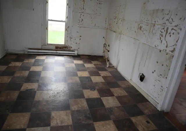 Photo 3 of Single family home for sale at 153 E North St, Greenfield, OH 45123 | MLS# 226036490 | Listing updated on 2026-09-24