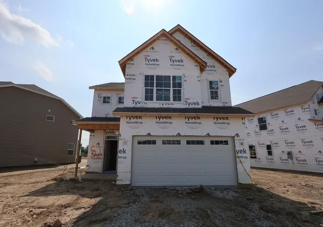 Photo 1 of Single family home for sale at 1008 Dawsons Dr, Hebron, OH 43025 | MLS# 226036509 | Listing updated on 2026-09-24