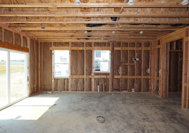 Photo 3 of Single family home for sale at 1008 Dawsons Dr, Hebron, OH 43025 | MLS# 226036509 | Listing updated on 2026-09-24
