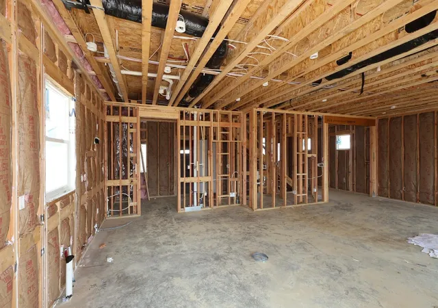 Photo 3 of Single family home for sale at 1008 Dawsons Dr, Hebron, OH 43025 | MLS# 226036509 | Listing updated on 2026-09-24