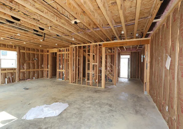 Photo 4 of Single family home for sale at 1008 Dawsons Dr, Hebron, OH 43025 | MLS# 226036509 | Listing updated on 2026-09-24