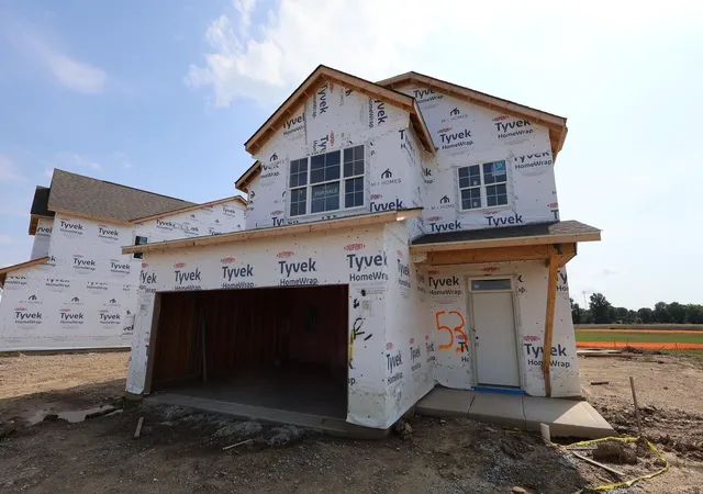 Photo 1 of Sale Pending at 1006 Dawsons Dr, Hebron, OH 43025 | MLS# 226036514 | Listing updated on 2026-10-06