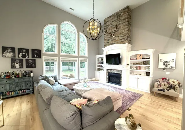 Photo 3 of Single family home for sale at 220 Bent Pines Ct, Bellefontaine, OH 43311 | MLS# 226036523 | Listing updated on 2026-09-28