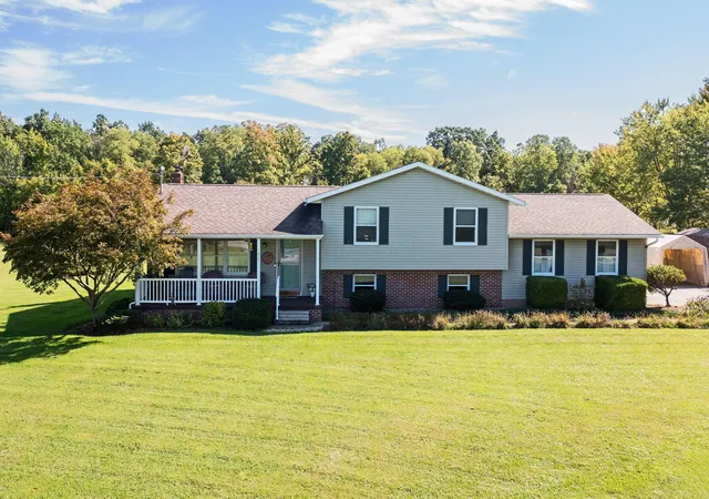 Photo 1 of Single family home for sale at 817 Township Rd 851, Ashland, OH 44805 | MLS# 226036693 | Listing updated on 2026-09-28