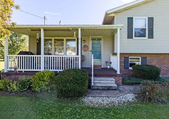 Photo 3 of Single family home for sale at 817 Township Rd 851, Ashland, OH 44805 | MLS# 226036693 | Listing updated on 2026-09-28