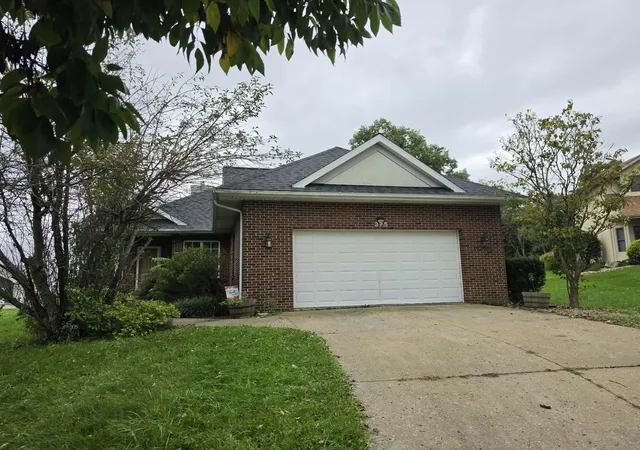 Photo 2 of Single family home for sale at 375 Walters Way, Zanesville, OH 43701 | MLS# 226036526 | Listing updated on 2026-10-08