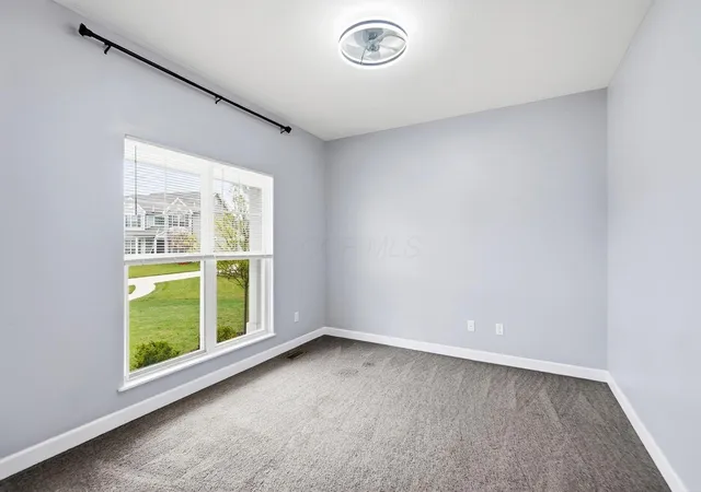 Photo 4 of Single family home for sale at 112 Egret Ct, Pickerington, OH 43147 | MLS# 226036651 | Listing updated on 2026-10-04