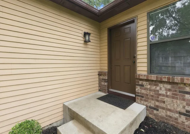 Photo 3 of Single family home for sale at 8847 Hornsea Dr, Powell, OH 43065 | MLS# 226036539 | Listing updated on 2026-09-26