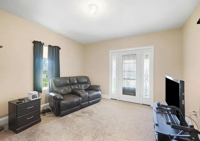 Photo 3 of Single family home for sale at 278 N Central Ave, Utica, OH 43080 | MLS# 226036682 | Listing updated on 2026-09-25