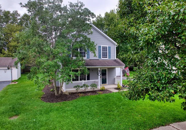 Photo 3 of Single family home for sale at 1126 Lake Forest Dr, Hebron, OH 43025 | MLS# 226036593 | Listing updated on 2026-09-25