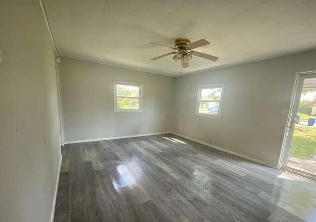 Photo 3 of Single family home for sale at 289 S Hampton Rd, Columbus, OH 43213 | MLS# 226036585 | Listing updated on 2026-09-25
