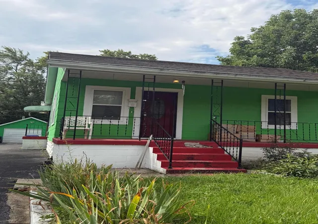 Photo 1 of Single family home for sale at 2273 Ferris Rd, Columbus, OH 43224 | MLS# 226036615 | Listing updated on 2026-09-25