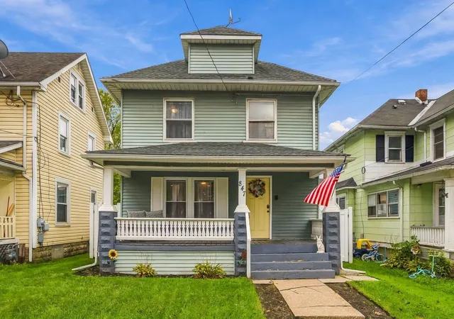 Photo 2 of Single family home for sale at 847 Uncapher Ave, Marion, OH 43302 | MLS# 226036600 | Listing updated on 2026-10-02