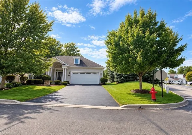 Photo 2 of Condo for sale at 5489 Welbourne Pl #2, New Albany, OH 43054 | MLS# 226036694 | Listing updated on 2026-10-06