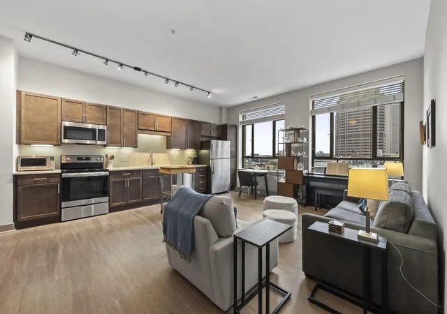Photo 4 of Condo for sale at 51 N High St #604, Columbus, OH 43215 | MLS# 226036612 | Listing updated on 2026-10-05