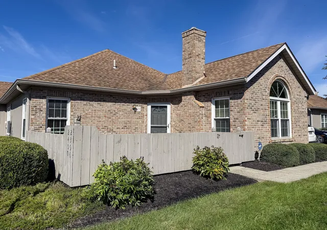 Photo 1 of Condo for sale at 2400 Willowside Ln, Grove City, OH 43123 | MLS# 226036645 | Listing updated on 2026-09-26