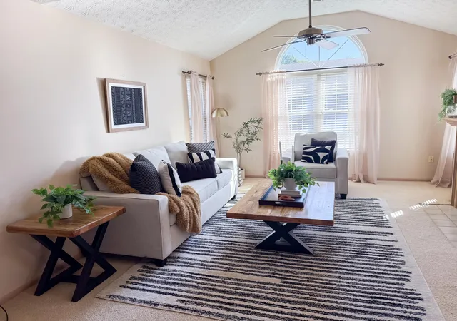 Photo 4 of Condo for sale at 2400 Willowside Ln, Grove City, OH 43123 | MLS# 226036645 | Listing updated on 2026-09-26