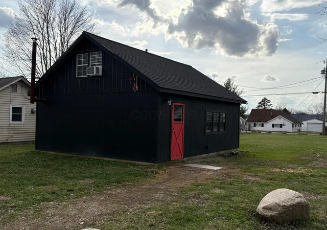 Photo 1 of Sale Pending at 414 East St, Williamsport, OH 43164 | MLS# 226036660 | Listing updated on 2026-09-28