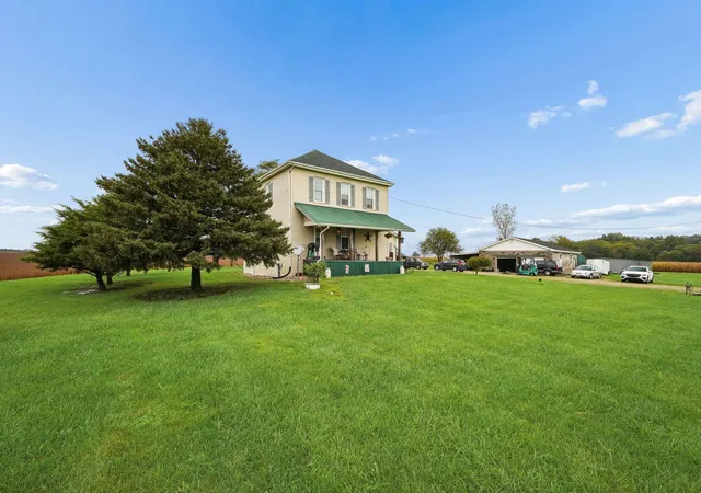 Photo 4 of Single family home for sale at 11600 Clarksburg Pike, Clarksburg, OH 43115 | MLS# 226036658 | Listing updated on 2026-09-28