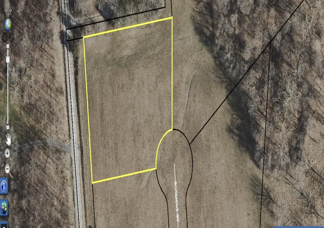 Photo 3 of Sale Pending at 8876 Carlisle Ct, Powell, OH 43065 | MLS# 226036712 | Listing updated on 2026-09-26