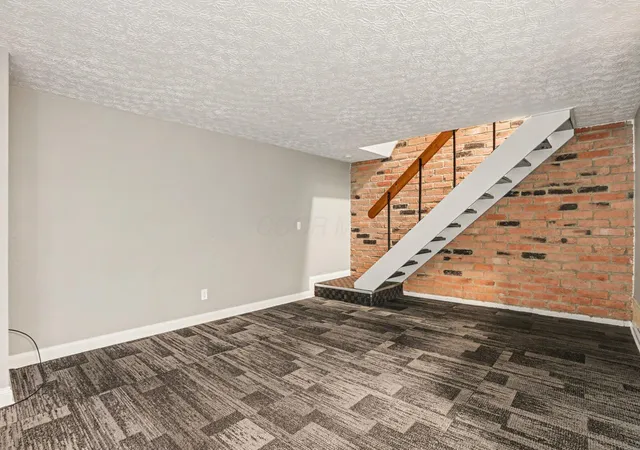 Photo 1 of Condo for sale at 2509 Burgandy Ln, Columbus, OH 43232 | MLS# 226036705 | Listing updated on 2026-09-26