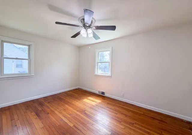 Photo 3 of Single family home for sale at 206 Bachmann Ave, Newark, OH 43055 | MLS# 226036706 | Listing updated on 2026-10-09
