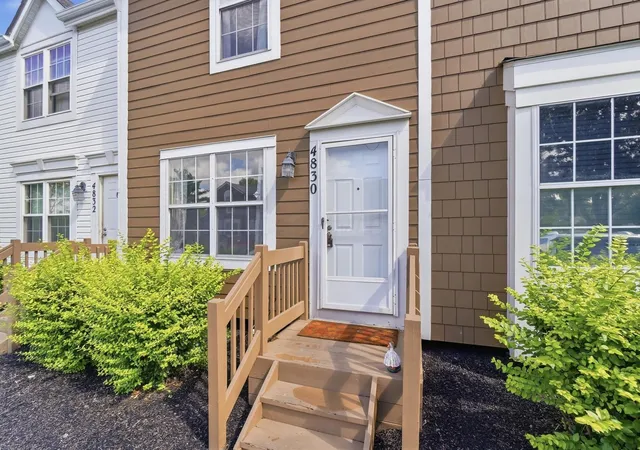 Photo 3 of Condo for sale at 4830 Stoneybrook Blvd #28E, Hilliard, OH 43026 | MLS# 226036770 | Listing updated on 2026-10-27