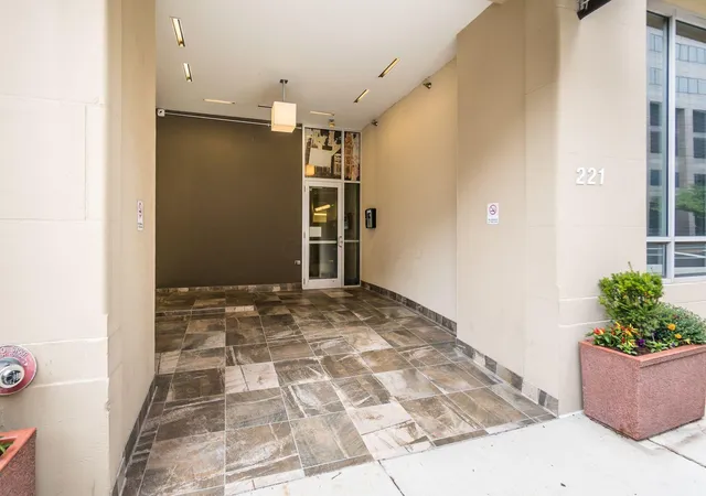 Listing Photo 1 - Condo for sale in building located at 221 N Front St, Columbus, OH 43215 - Unit #103