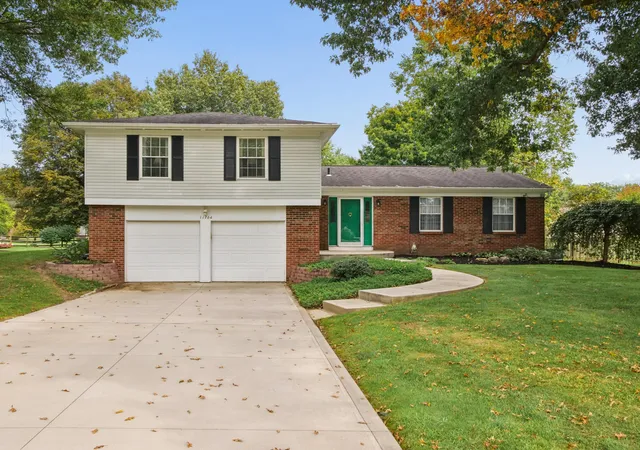 Photo 1 of Single family home for sale at 11764 Village Way Dr, Pickerington, OH 43147 | MLS# 226037076 | Listing updated on 2026-10-30