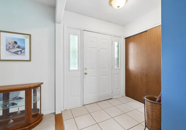 Photo 4 of Single family home for sale at 11764 Village Way Dr, Pickerington, OH 43147 | MLS# 226037076 | Listing updated on 2026-10-30