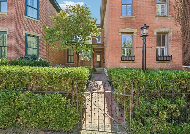 Photo 3 of Single family home for sale at 37 Stewart Ave, Columbus, OH 43206 | MLS# 226037441 | Listing updated on 2026-10-25